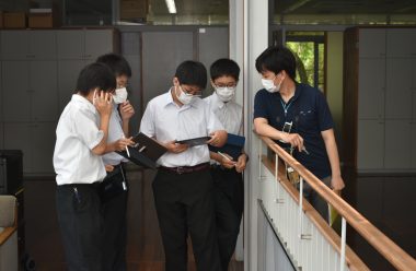 普通部で謎解きを実施中