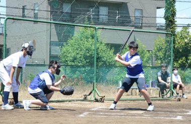 ソフトボール (2,3年生のみ)