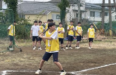 ソフトボール (2,3年生のみ)